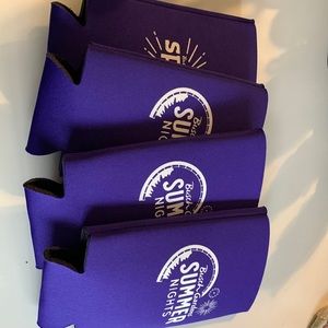 Set of can/bottle holders